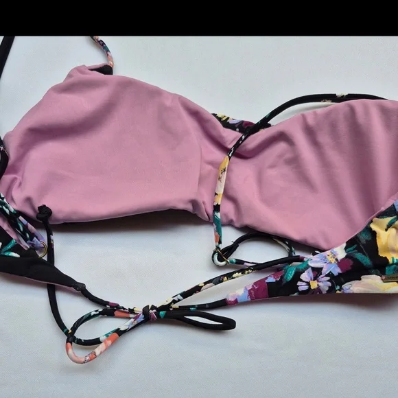 O'NEILL ROSSETA SURFSIDE REVO BIKINI TOP COLOR BLK. SIZE MEDIUM. - Picture 3 of 6